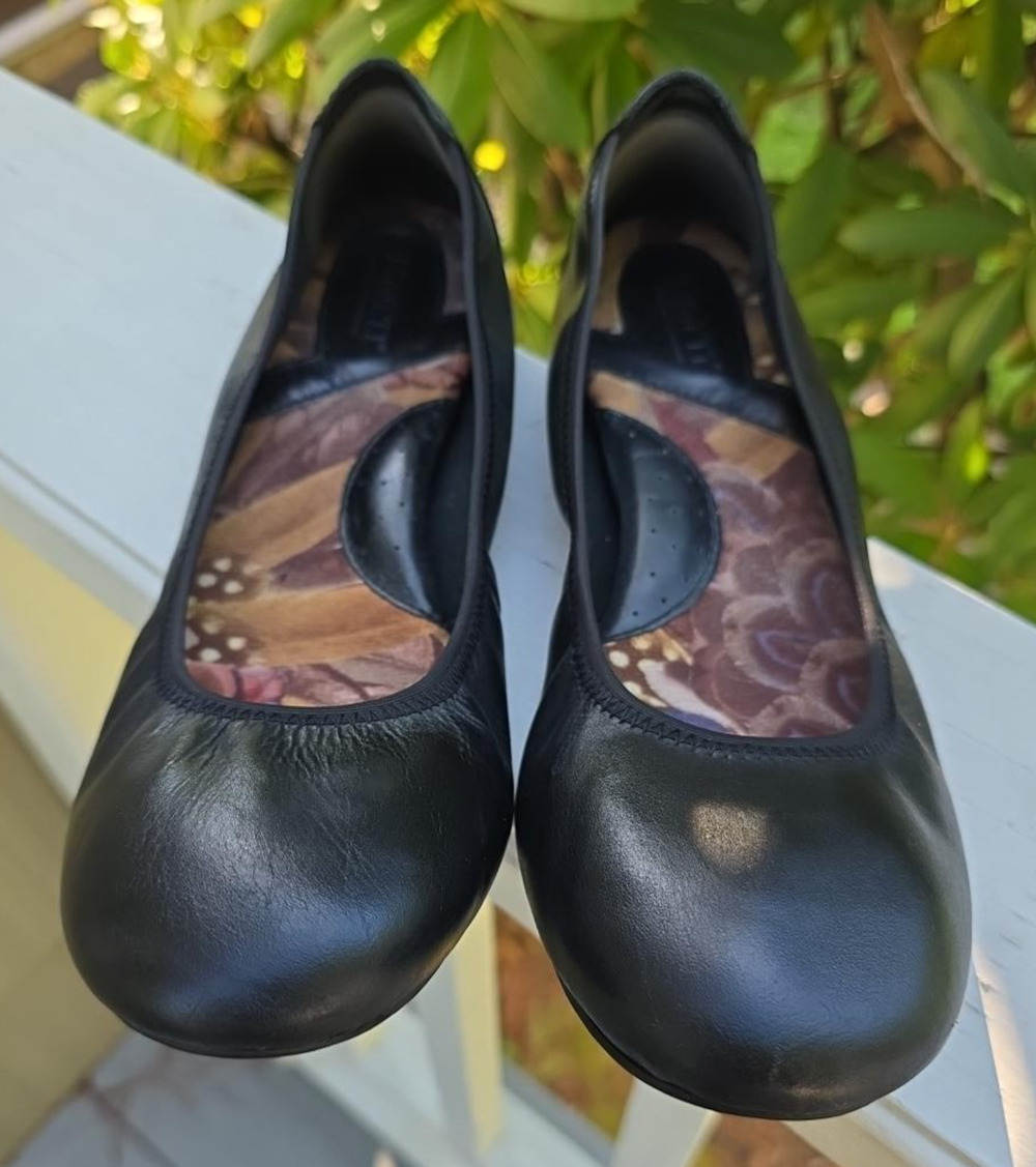 Born Julianne Black Leather Ballet Flats Womens 11M Round Toe Comfort Work Shoes